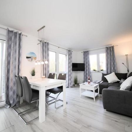 Ferienwohnung Ostseetraum Шарбойтц Екстериор снимка